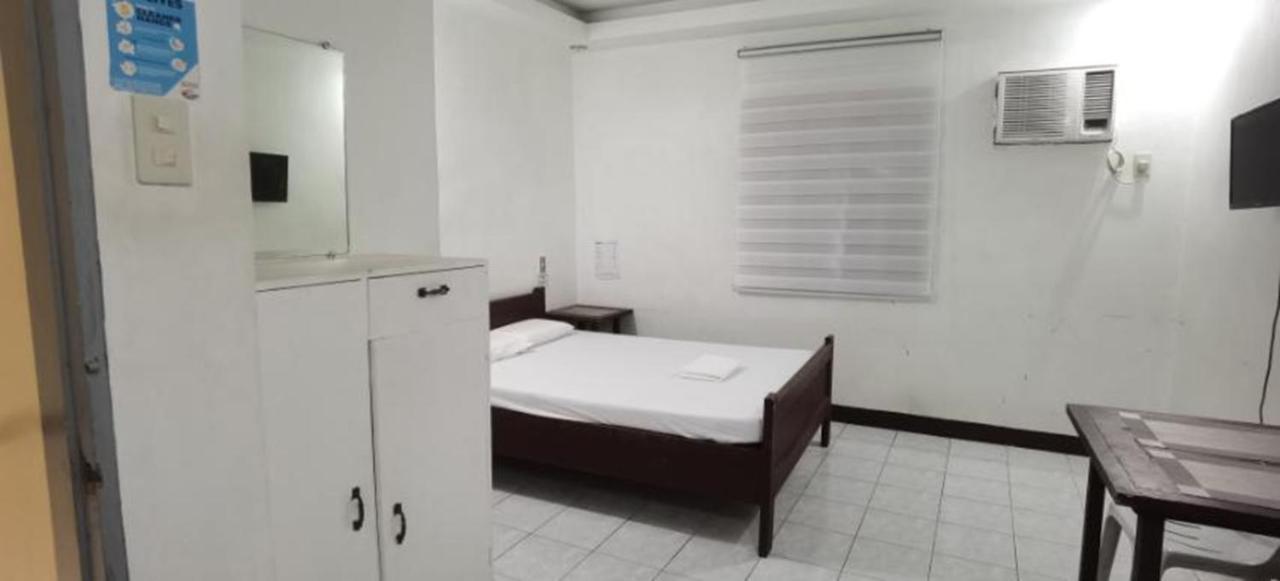 Ridge Park Hotel San Pablo City Zimmer foto